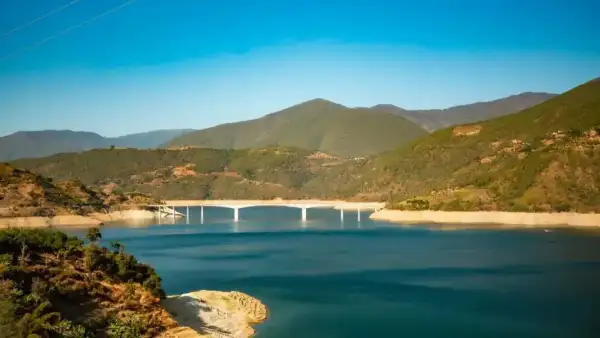 澜沧江:在村庄清晨的绿意里,读懂“江水流春”的千年韵味